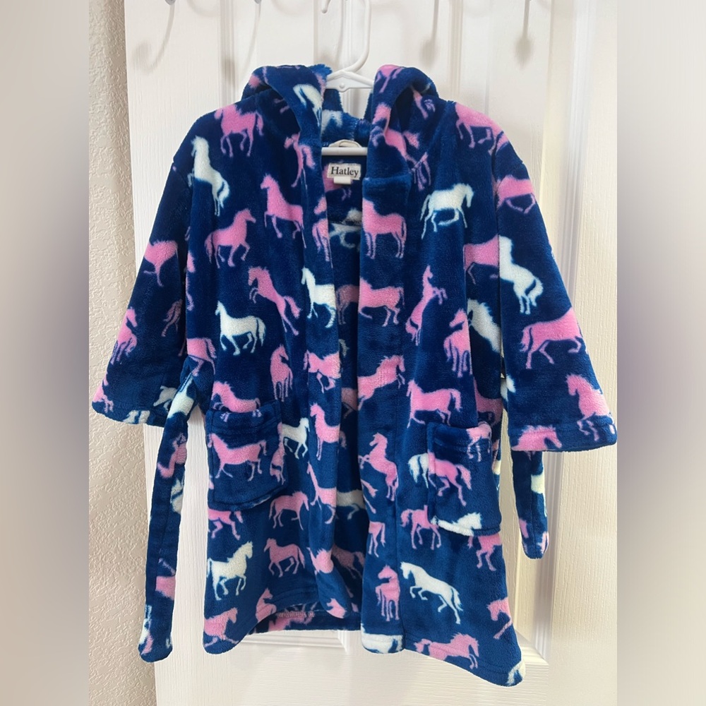 Cozy Fleece Hatley Robe in Horse Print Toddler Size Small 2-3